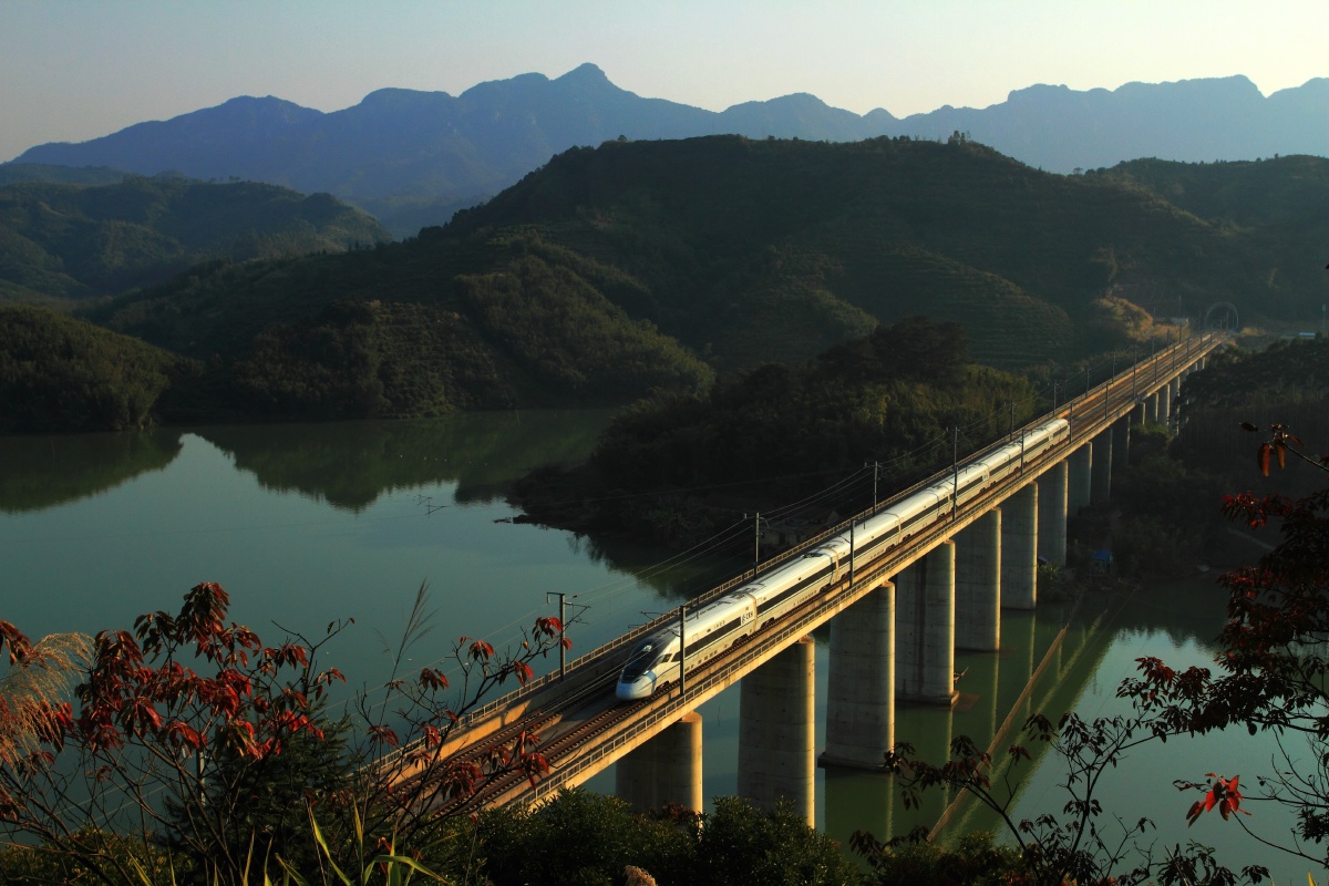 动车摄影迷关注