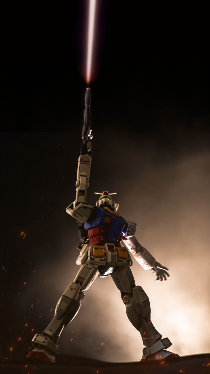 高达立于大地之上