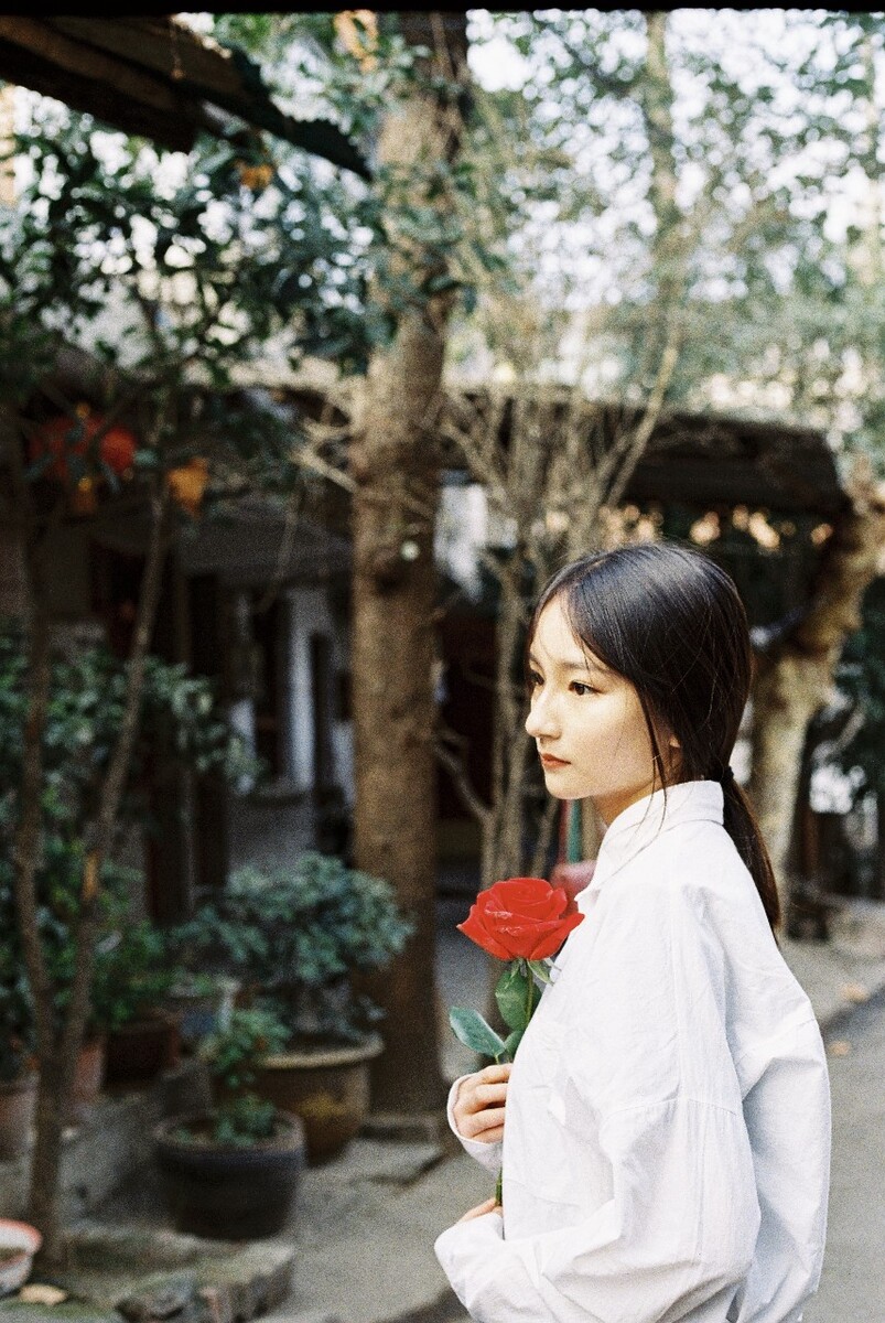 小城姑娘