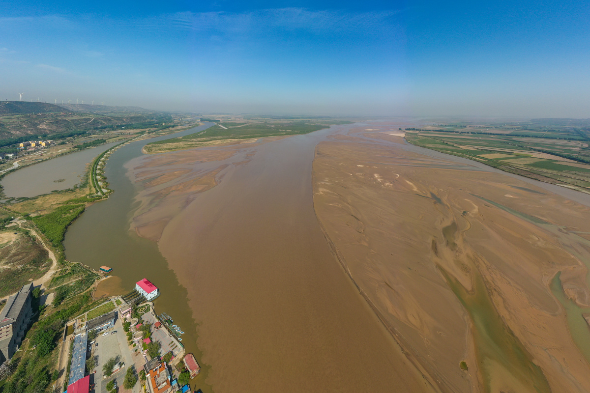 黄河,渭河并流处