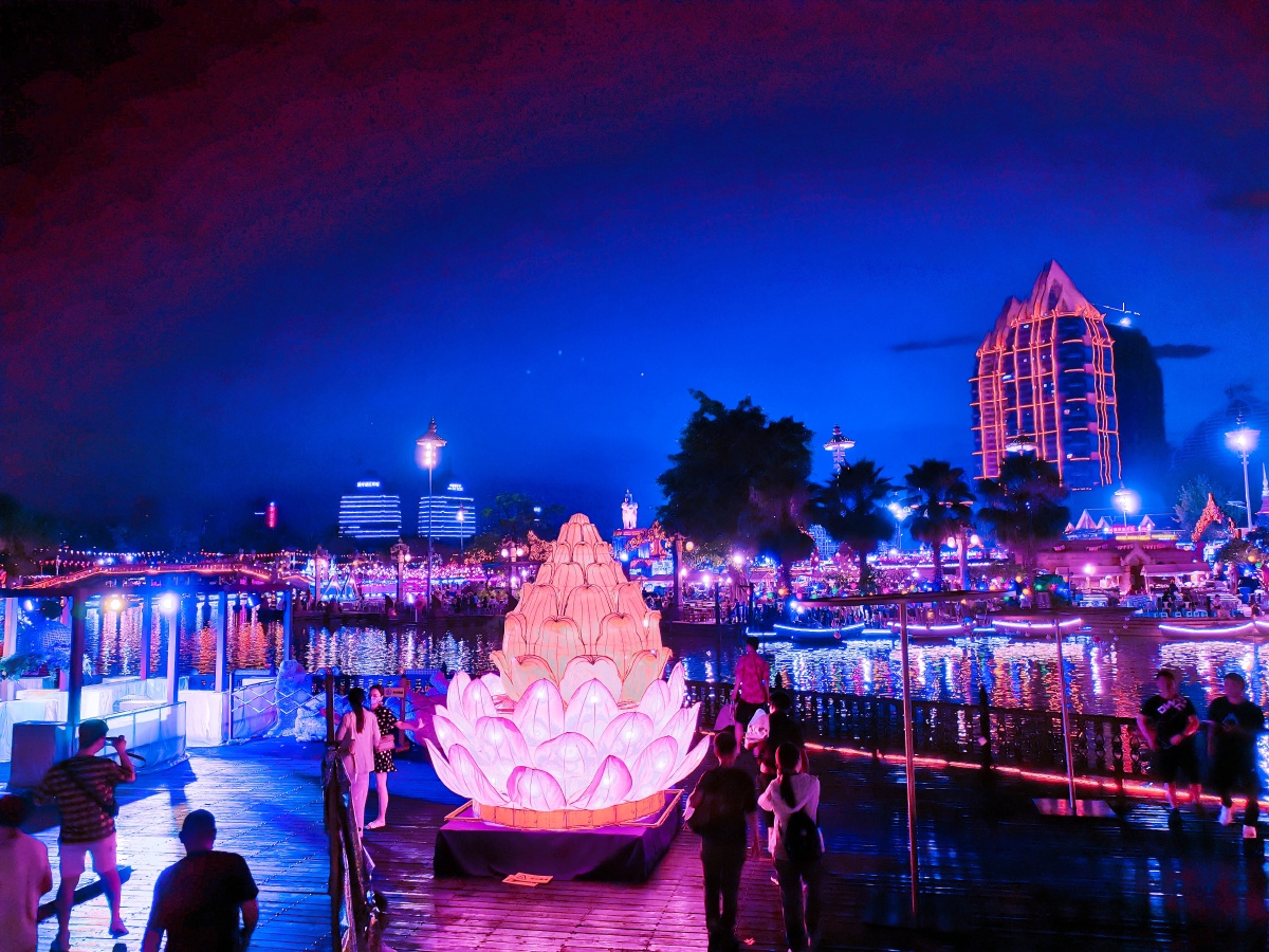 西双版纳的沿途风景