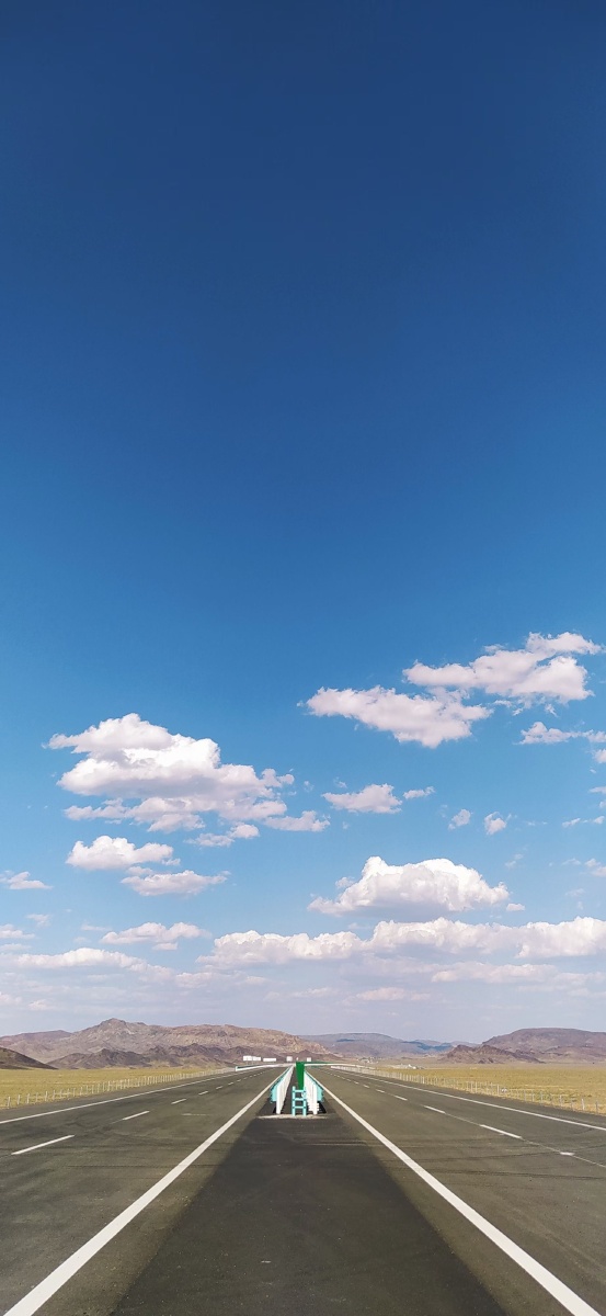 天边的云远方的路