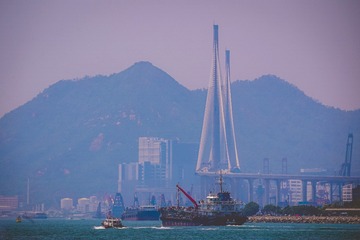 413512