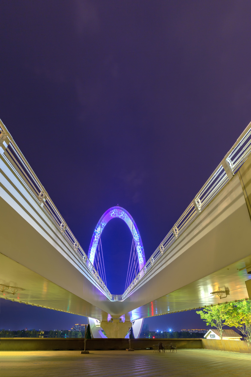 桥底夜色 长江三桥(南京) - 树影m马洪伟 - 图虫