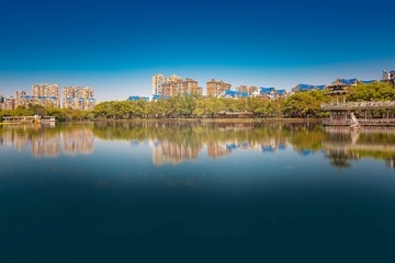 滨湖公园+湖南省常德市武陵区朗州路