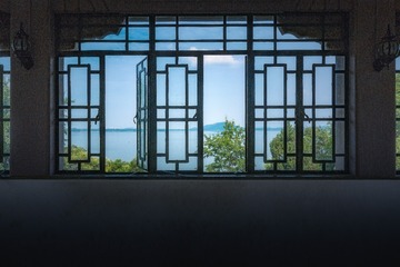 湖光山色