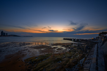 栈桥晚景+山东威海