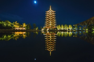 月色里的佛顶塔夜色+牛首山（南京）