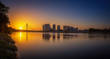 日出时分的涡河和三桥+安徽涡阳