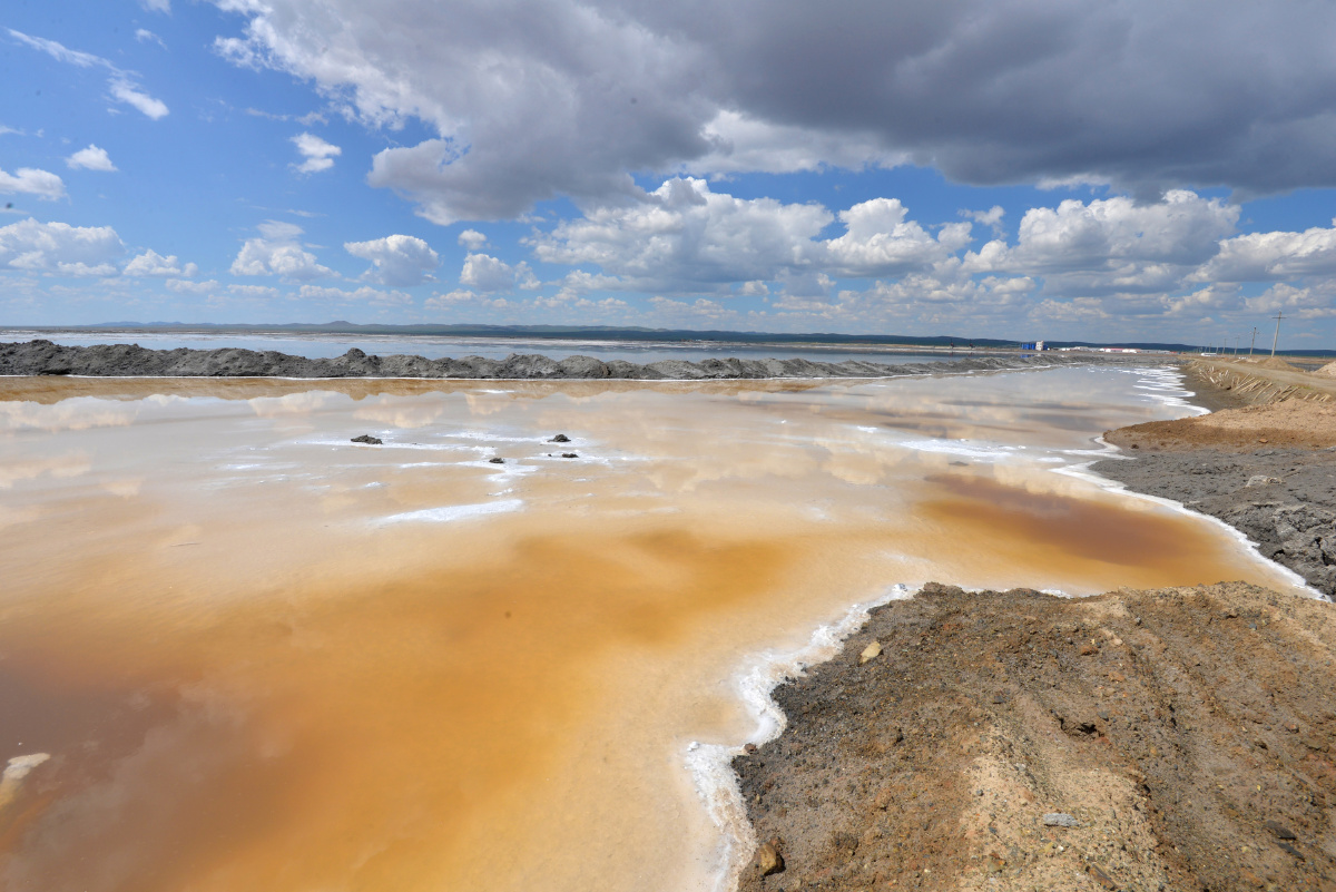 额吉淖尔盐湖