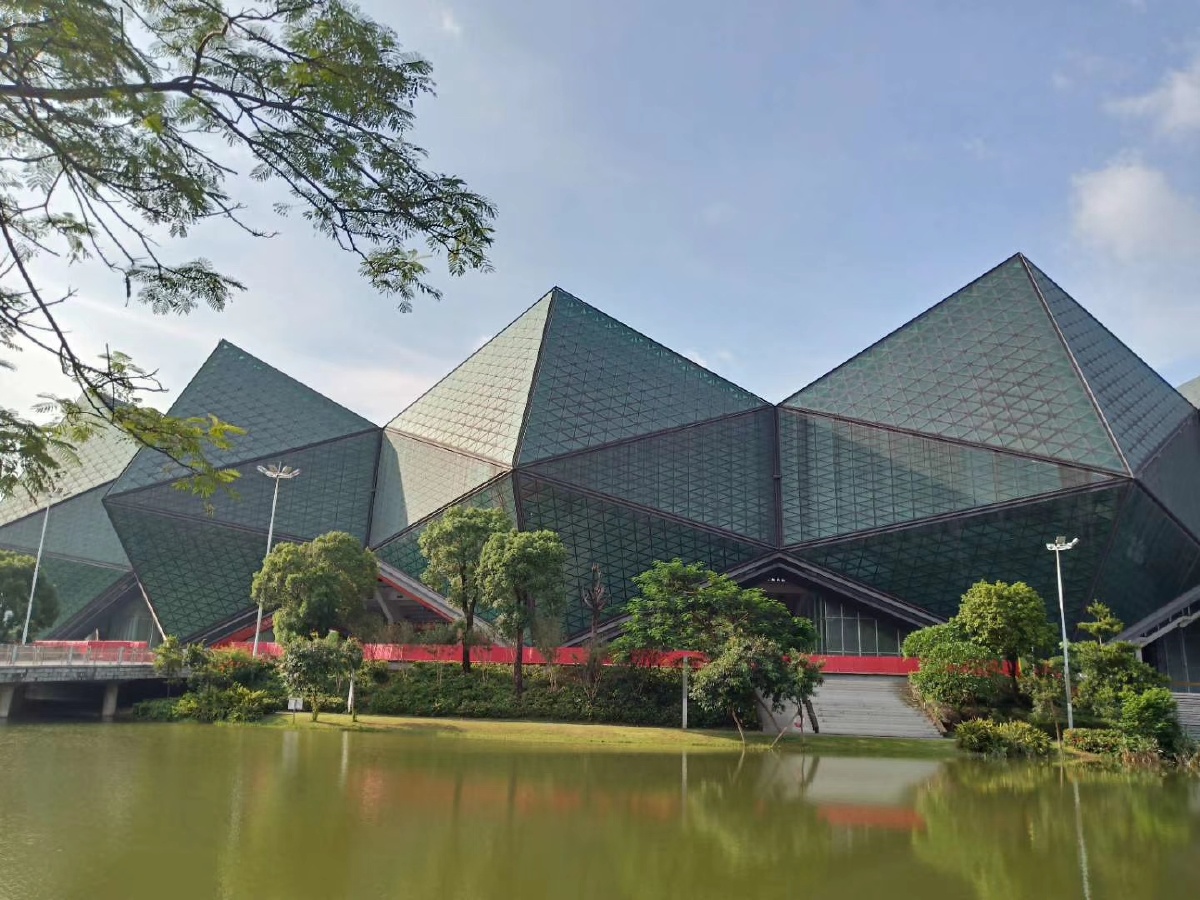 大运体育馆拍于深圳龙岗