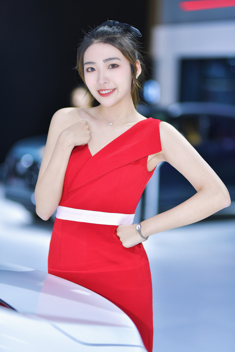 靓丽车模五一广州佛山东莞车展