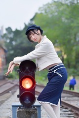 001