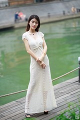 140235