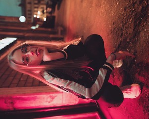 001