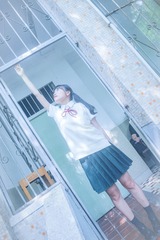 001