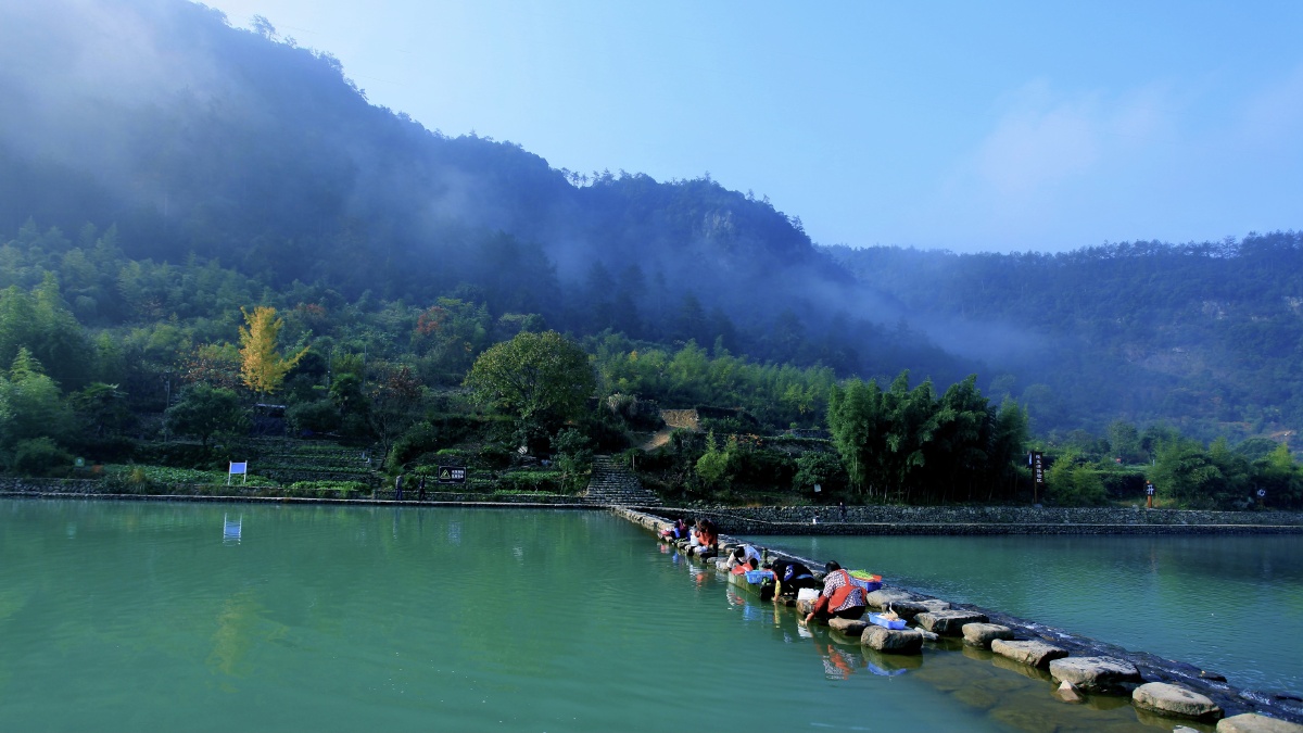 芦茨湾民宿风情拍摄于杭州桐庐富春山民宿休闲区