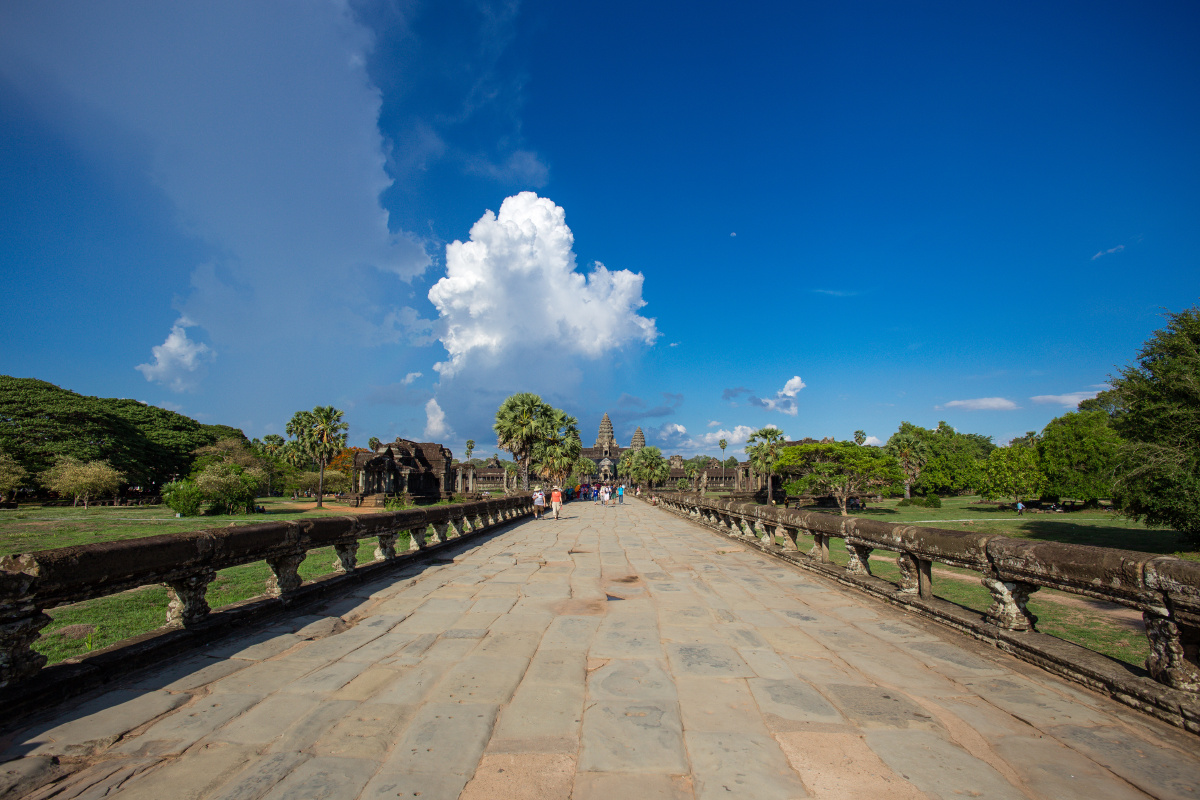 a股最低股票_请不要把太多包袱压在中国股市身上！