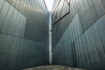 L1002982