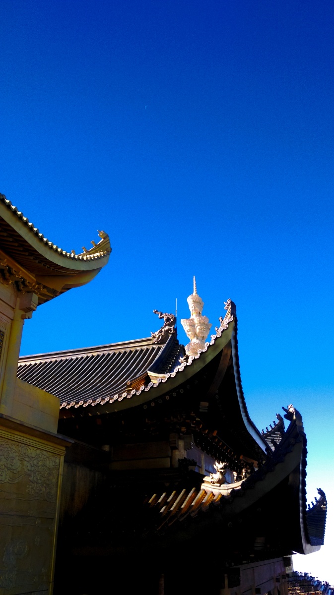 风云峨眉巅8琼楼玉宇朝天阙摄于四川峨眉山金顶