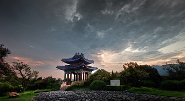 夕照博爱阁.jpg