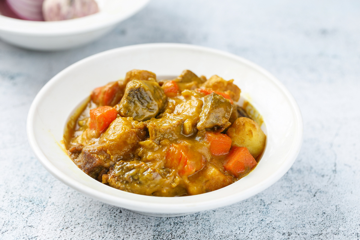 咖喱炖牛腩,香! - 自由自在的因子 - 图虫