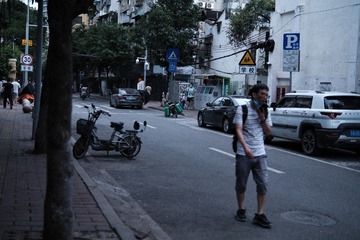 C51CAA81-6DDB-492F-A10D-688F9AB57F91/L0/001