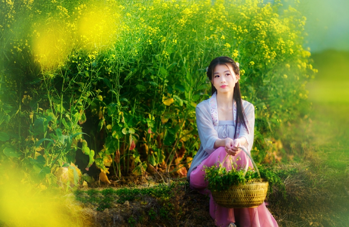 油菜花唯美人像摄影