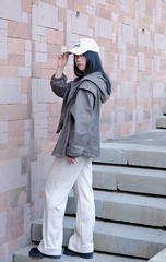 001