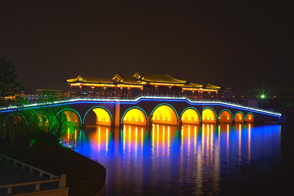 李公堤夜景桥