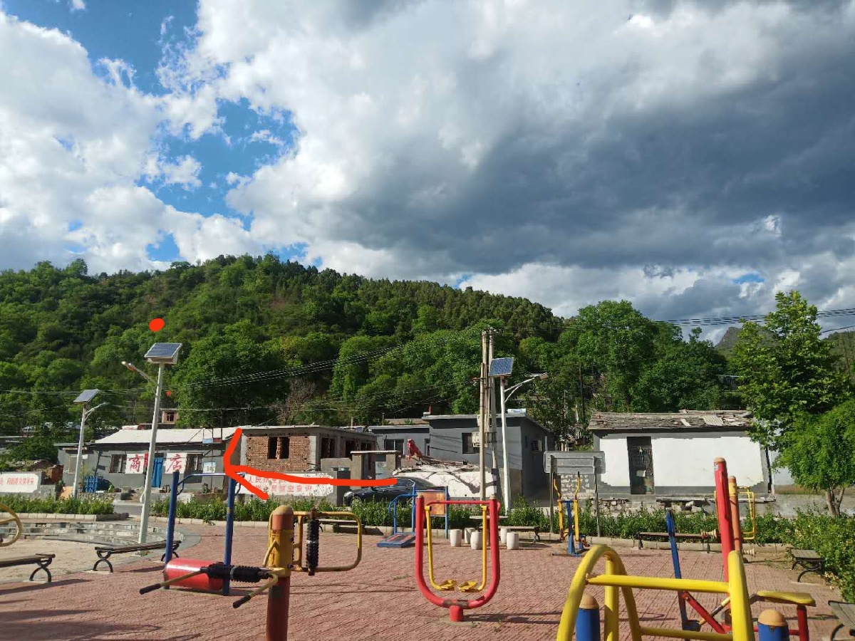 北京市房山区霞云岭乡下石堡村金鸽广场首选小卖部