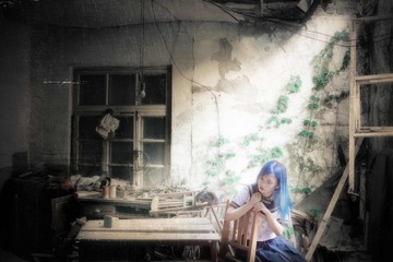 001