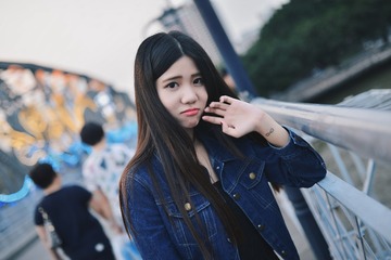 001