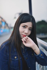 001