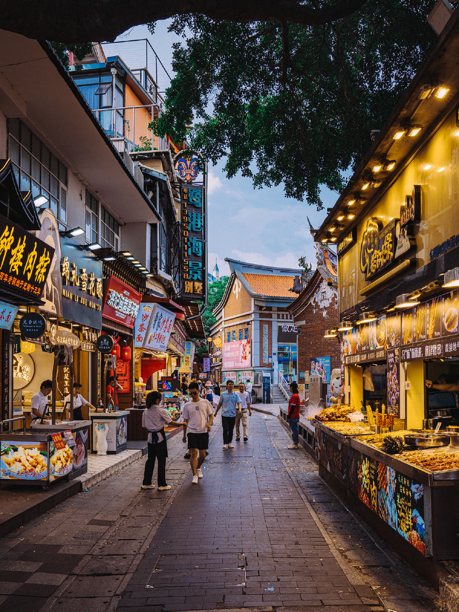 烟火气混着文艺腔厦门必卡打网红地曾厝垵