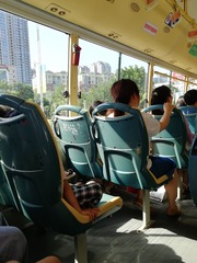 760833