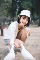 59310
