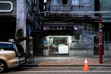 026120D2-CDED-42E0-992C-AEAAAA1D4985/L0/001