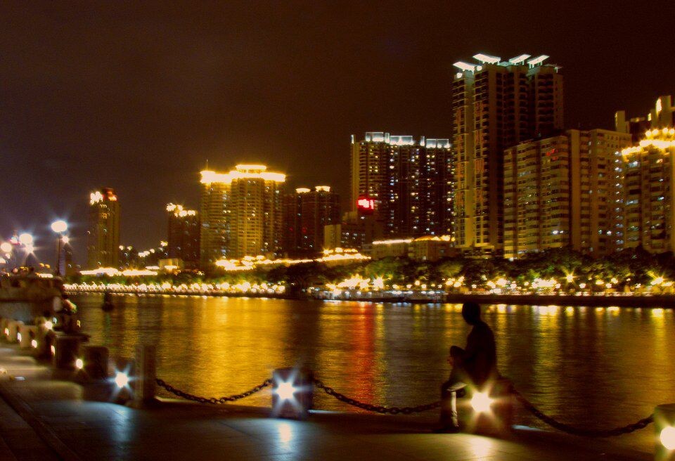 夜-2<br />
广州珠江夜景