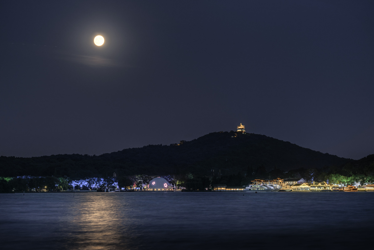 中秋月圆 - 漫步的钟 - 图虫网 - 优质摄影师交流社区