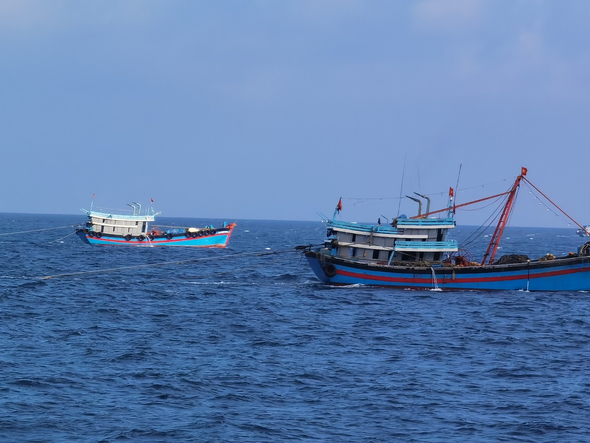 海上越南渔船 - 摄影师162225669790472 - 图虫