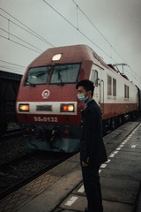 742086