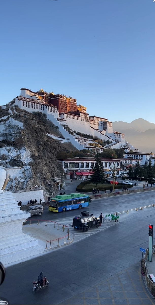美丽的布达拉宫