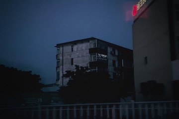 7C978124-0E72-4BAF-800B-385996B172FA/L0/001