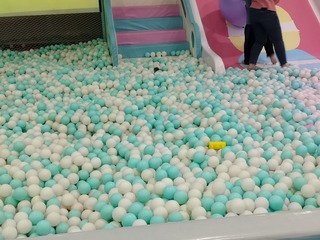 24574