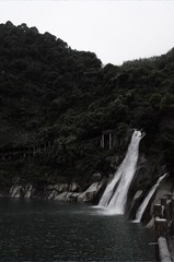 7FD68AE3-19D1-4572-8F81-DF00673BC50F/L0/001