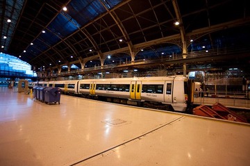 London Victoria station-4221