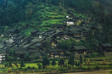 黔东南苗寨3
