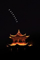 木星伴月