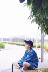 001